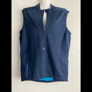 Lululemon cycling top